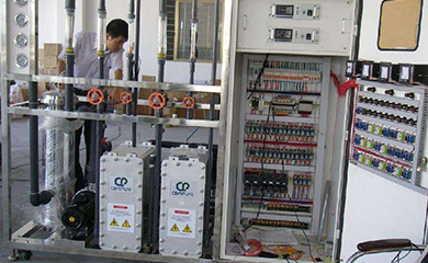 電子超純水設(shè)備出水水質(zhì)符合美國(guó)ASTM純水水質(zhì)標(biāo)準(zhǔn)、我國(guó)電子工業(yè)部電子級(jí)水質(zhì)技術(shù)標(biāo)準(zhǔn)(18MΩ.cm、15MΩ.cm、10MΩ.cm、2MΩ.cm、0.5MΩ.cm五級(jí)標(biāo)準(zhǔn))、我國(guó)電子工業(yè)部高純水水質(zhì)試行標(biāo)準(zhǔn)、美國(guó)半導(dǎo)體工業(yè)用純水指標(biāo)、日本集成電路水質(zhì)標(biāo)準(zhǔn)、國(guó)內(nèi)外大規(guī)模集成電路水質(zhì)標(biāo)準(zhǔn)。<br />
