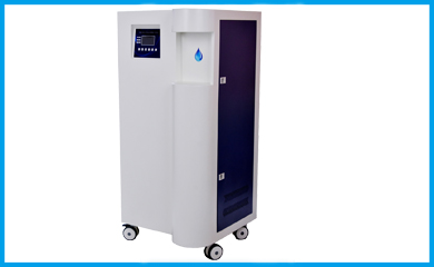 真正的大流量超純水發(fā)生儀系統(tǒng)：采用?全自動微電腦控制系統(tǒng)，多級菜單式操作.系統(tǒng)具有自動判別預處理柱、反滲透膜、純化柱，超純柱、微濾、超濾、紫外燈管等失效功能。并能聲光報警，以保證機器處在最佳運行狀態(tài)。